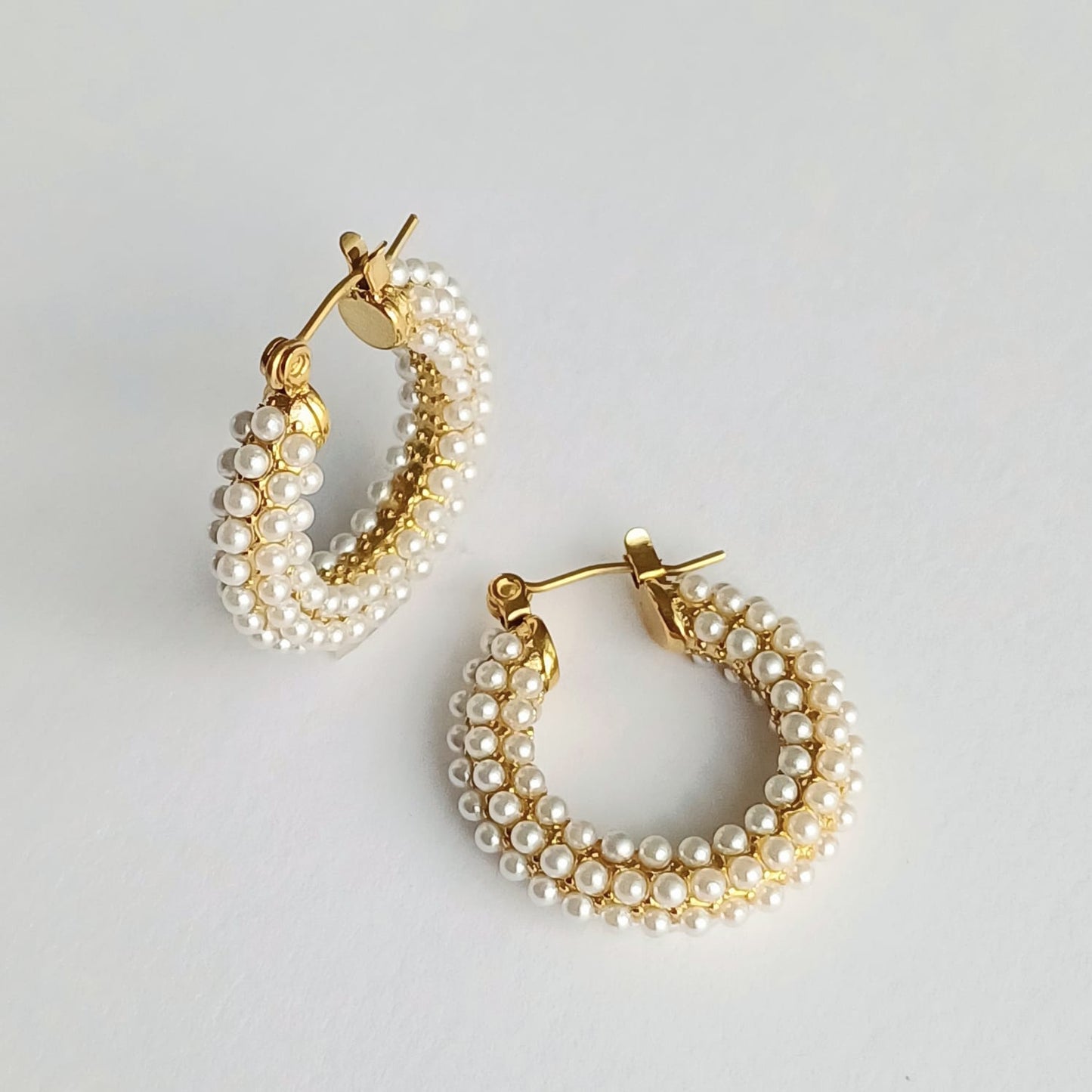 ARETES MARIE