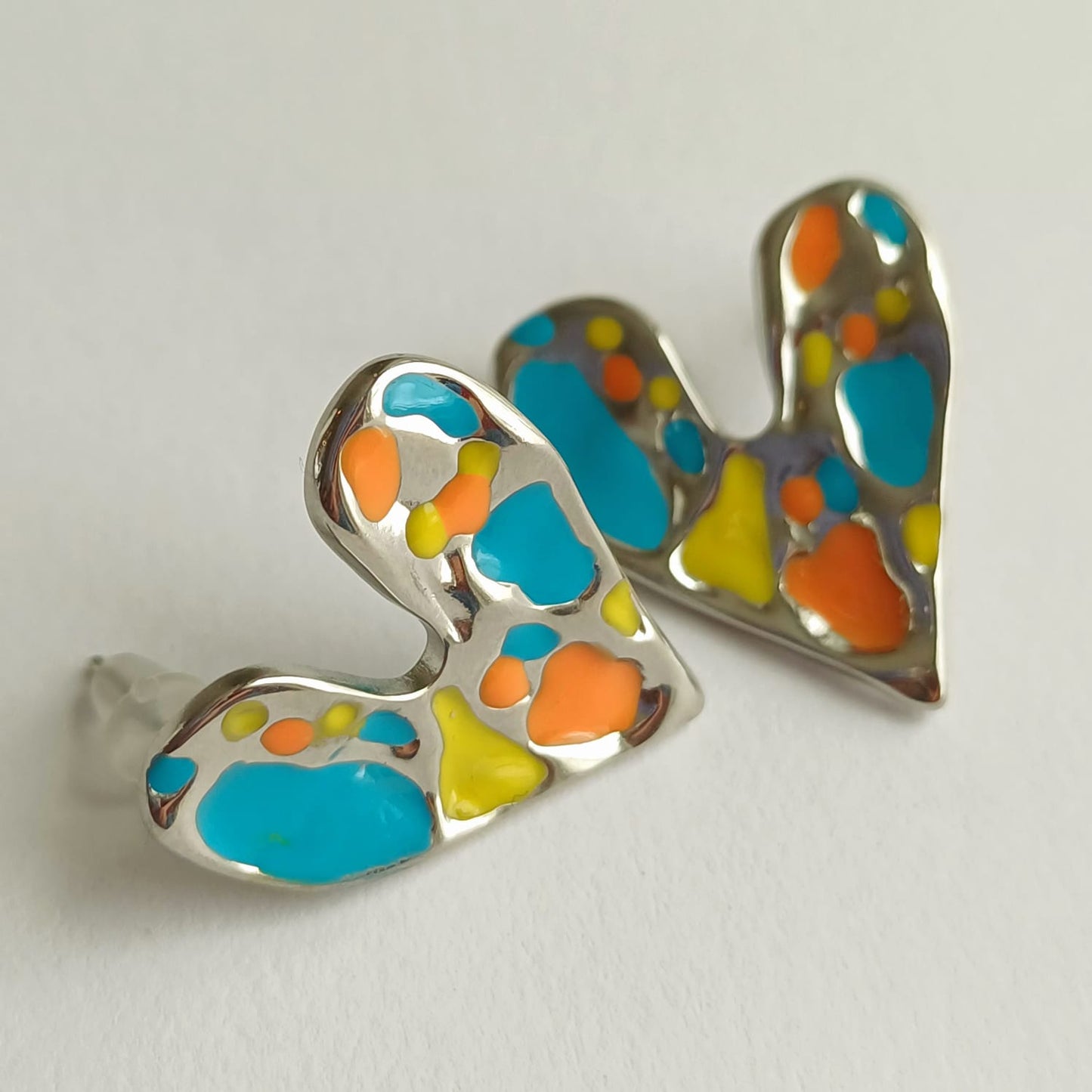ARETES LOVE COLORS