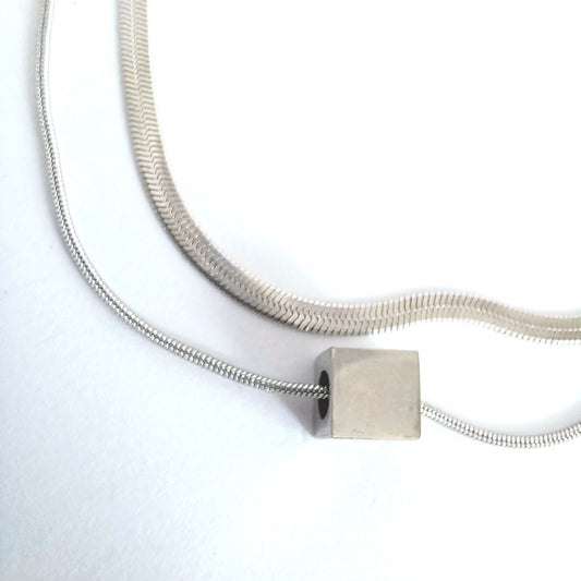 COLLAR CUBIK