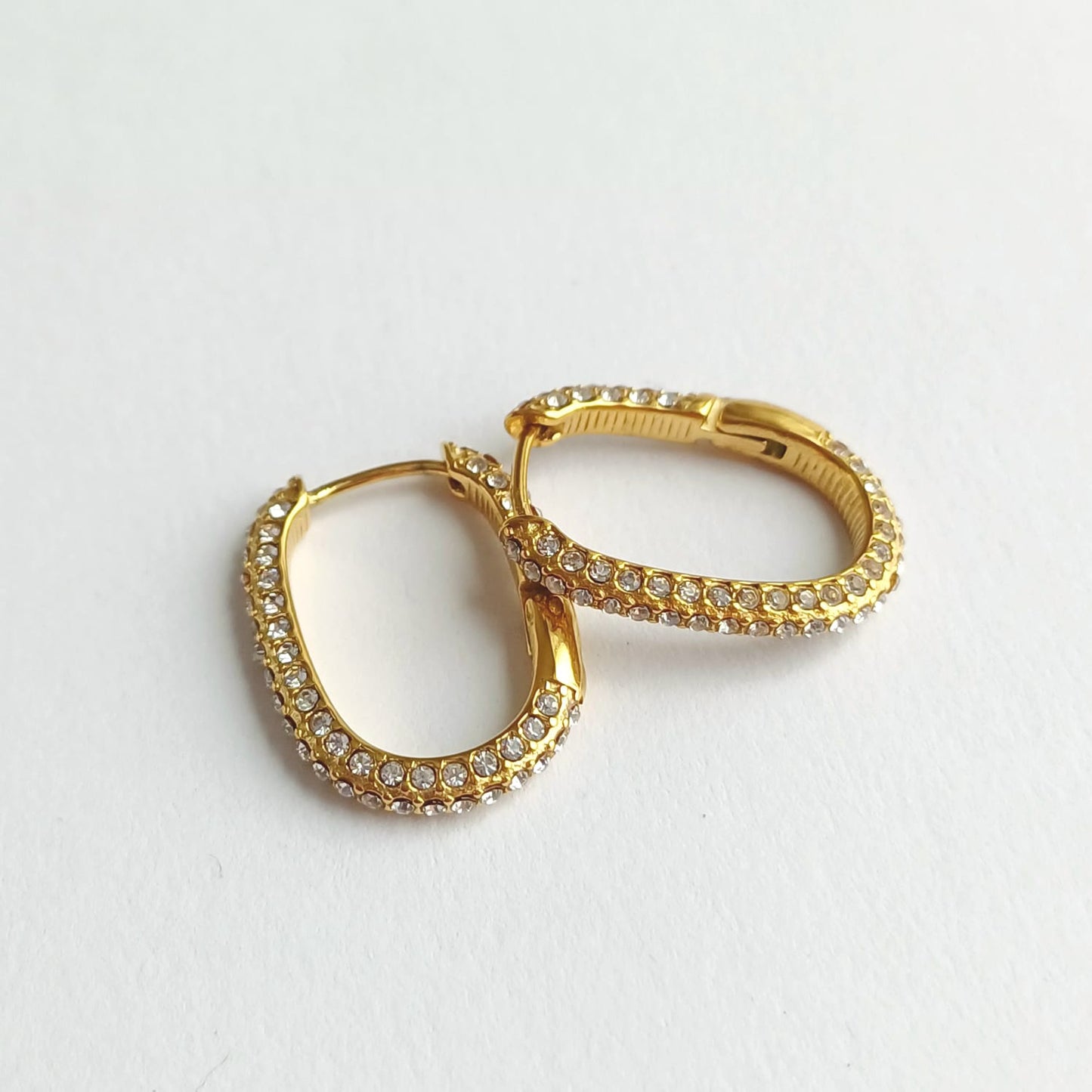 ARETES CAMILA