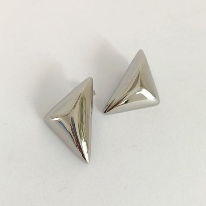 ARETES MONIK